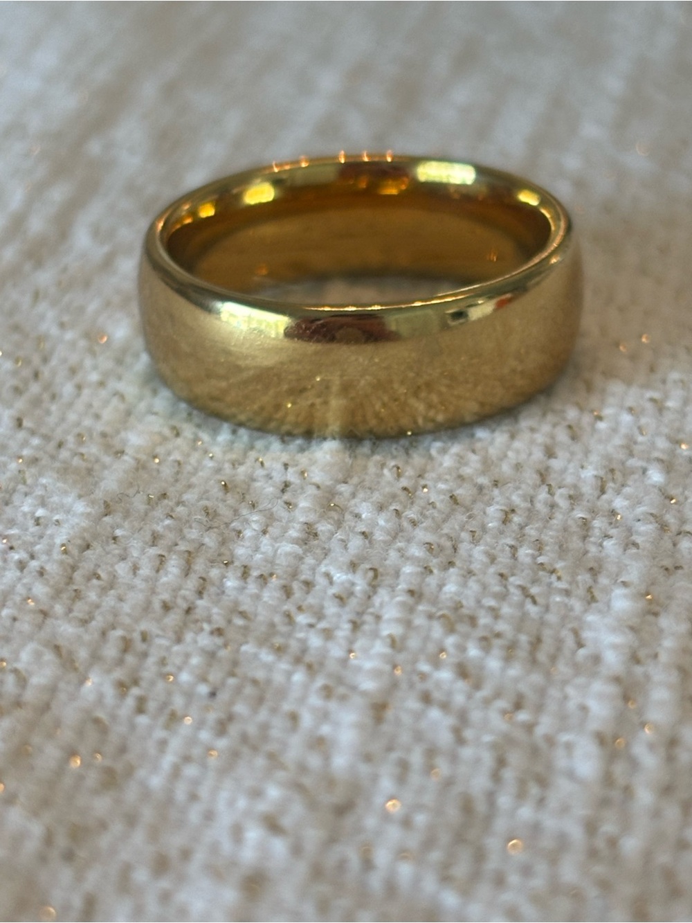 Tungsten Carbide Men’s 18k Gold Plated Dome Wedding Ring 16 grams 9mm Size 12